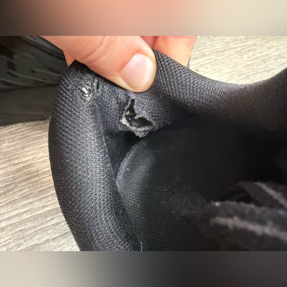 Hoka One One Bondi 7 Wide Women's 9.5 D(wide) Black Running Sneakers Shoes - Picture 11 of 13